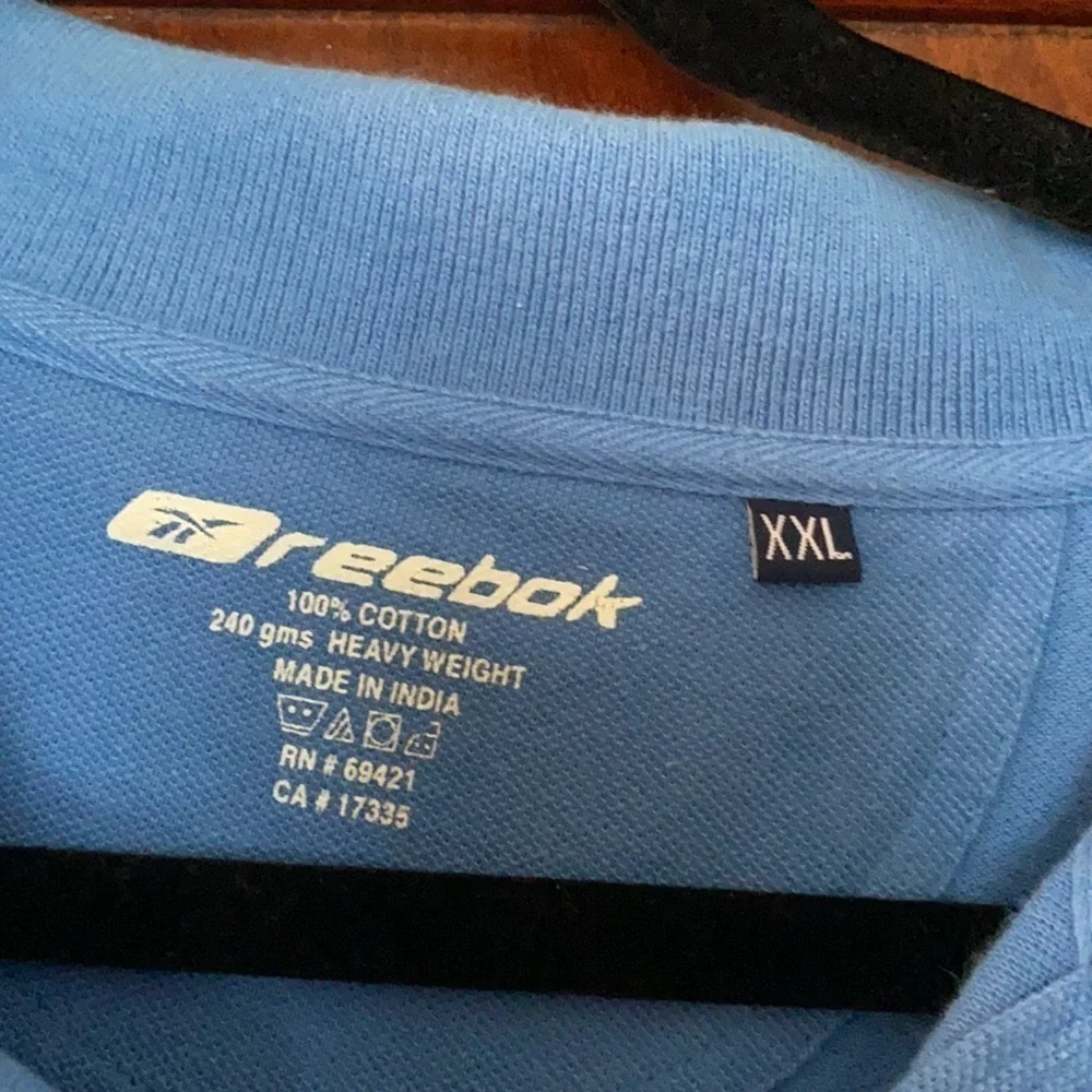 𝅺reebok men’s polo; size 2X